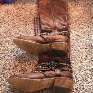 Buckle Exclusive Bling Boots